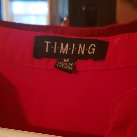 Red blouse - Picture 3 of 5